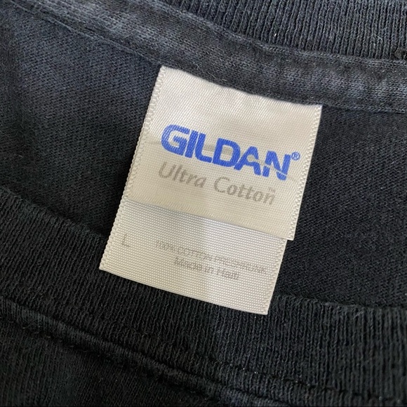 Gildan Men’s Distressed TKD Short Sleeve Black Tee - Picture 6 of 8